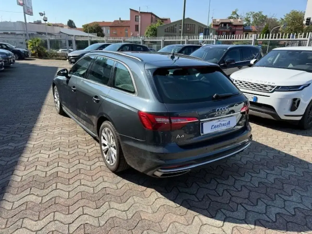 Usata Audi A4 Advanced 150 CV (110 kW) 2020 Grigio Station wagon