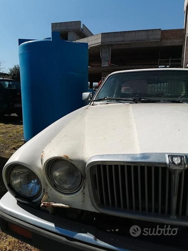 Usata Jaguar XJ6 200 CV (147 kW) 1985 Bianco Berlina