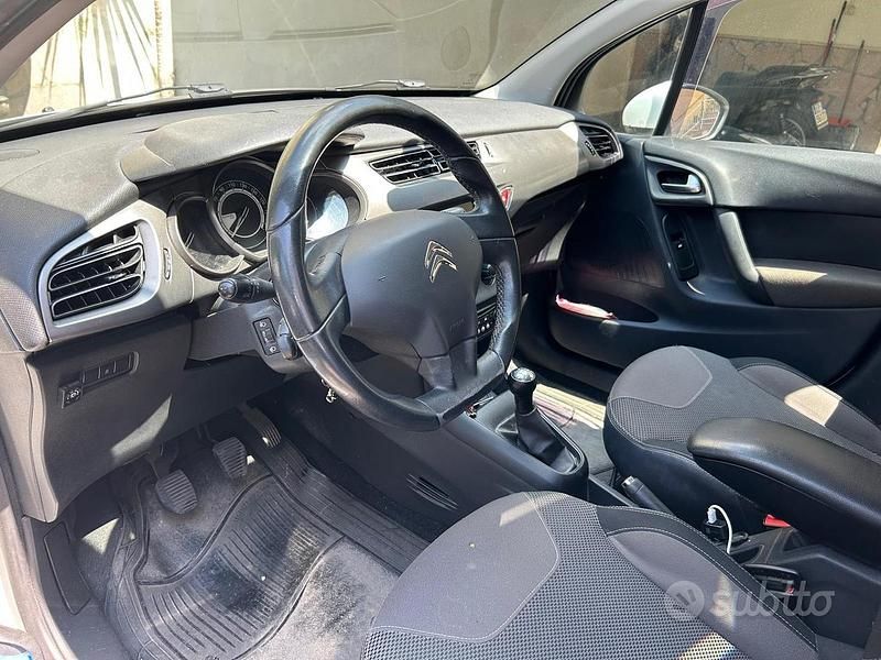 Usata Citroën C3 82 CV (60 kW) 2015 Bianco Utilitaria