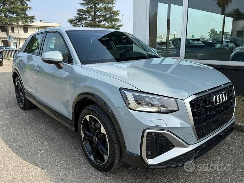 Usata Audi Q2 S-Line 116 CV (85 kW) 2025 Grigio SUV