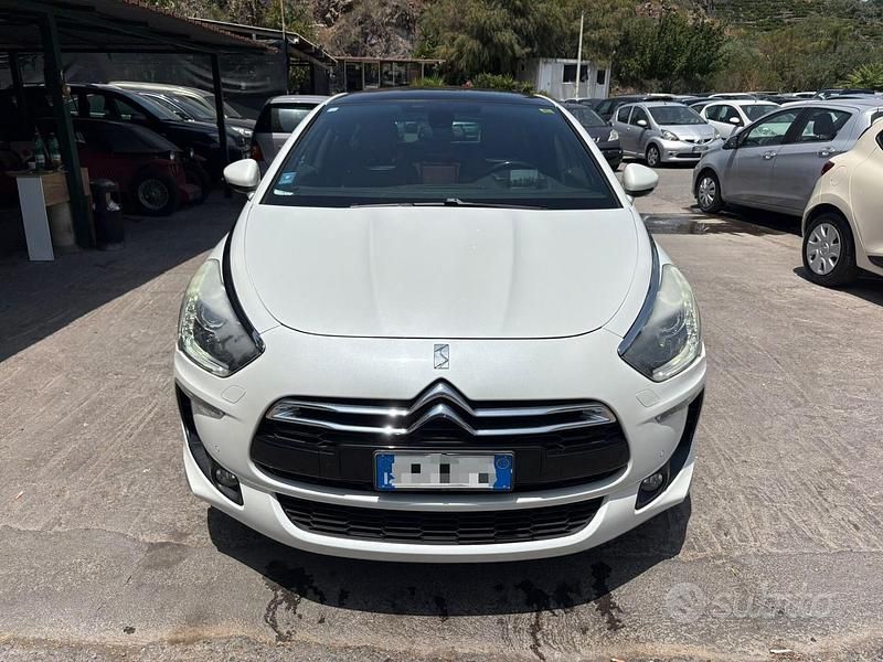 Usata DS Automobiles DS5 Chic 199 CV (146 kW) 2015 Bianco Utilitaria