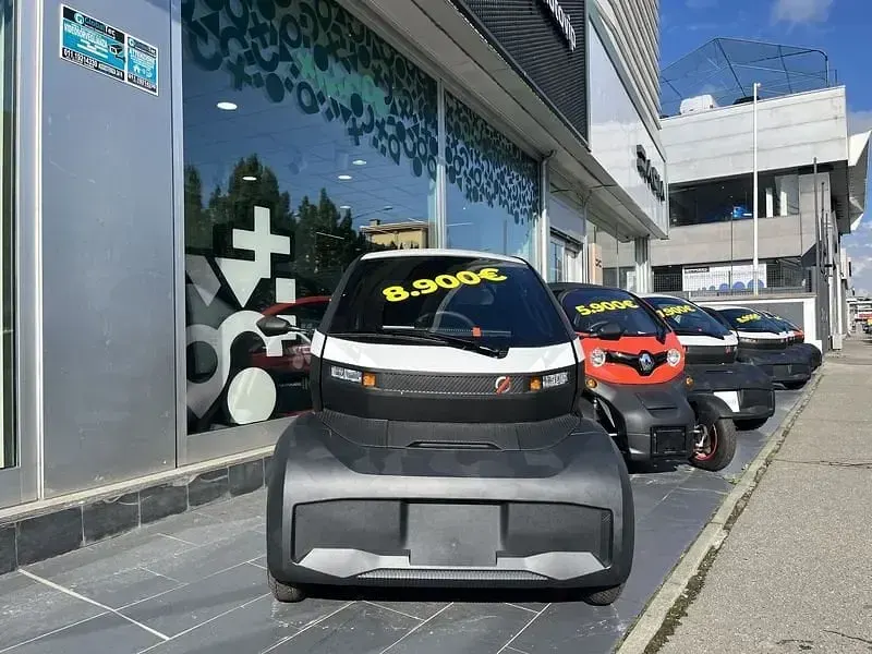 Nuova Mobilize Duo 2025 Nero Utilitaria