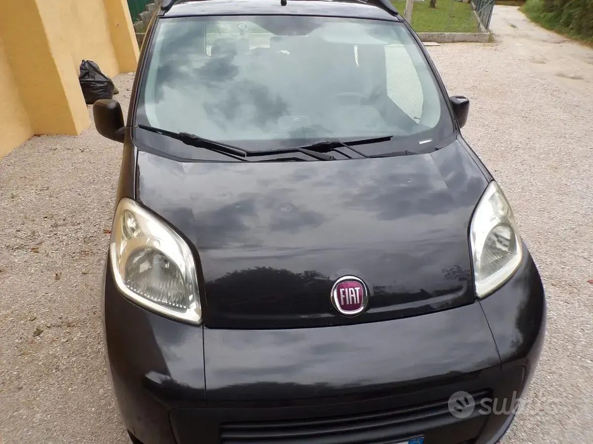 Usata Fiat Qubo Trekking 77 CV (56 kW) 2013 Nero Monovolume