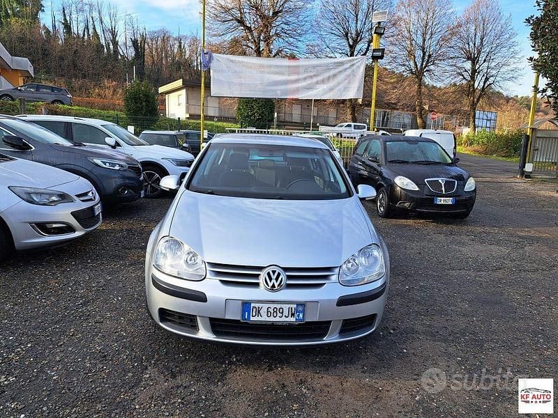 Usata VW Golf VI Comfortline 140 CV (102 kW) 2008 Argento Utilitaria