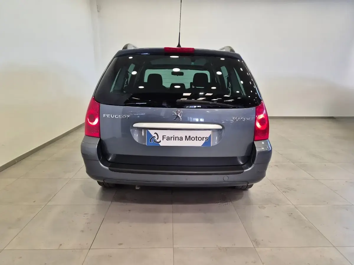 Begagnad Peugeot 307 109 HK (80 kW) 2005 Grå Kombi