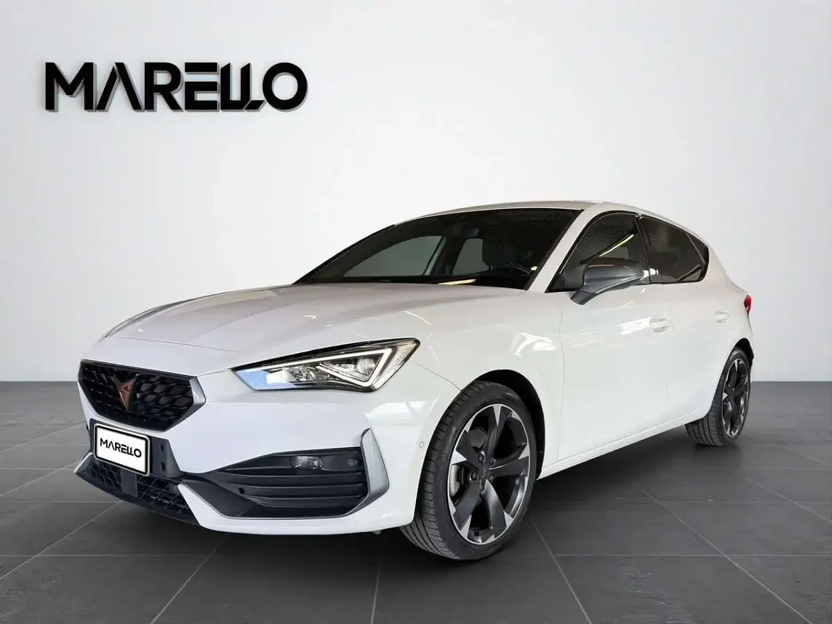 Usata Cupra Leon 150 CV (110 kW) 2023 Bianco Berlina