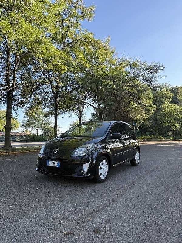 Usata 2011 Renault Twingo Due volumi | 3900 € (Buon prezzo) - Immagine 1/4
