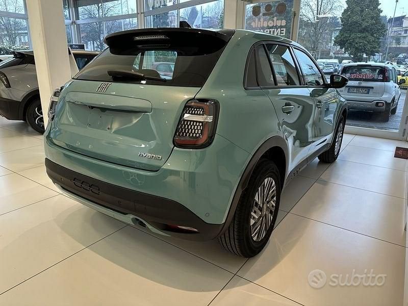 Nuova Fiat 600 110 CV (80 kW) 2025 Azzurro SUV