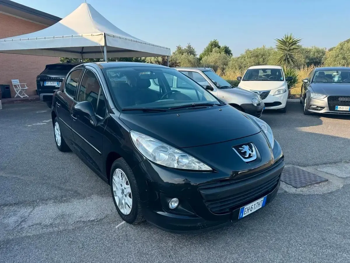 Usata Peugeot 207 73 CV (53 kW) 2012 Nero Berlina
