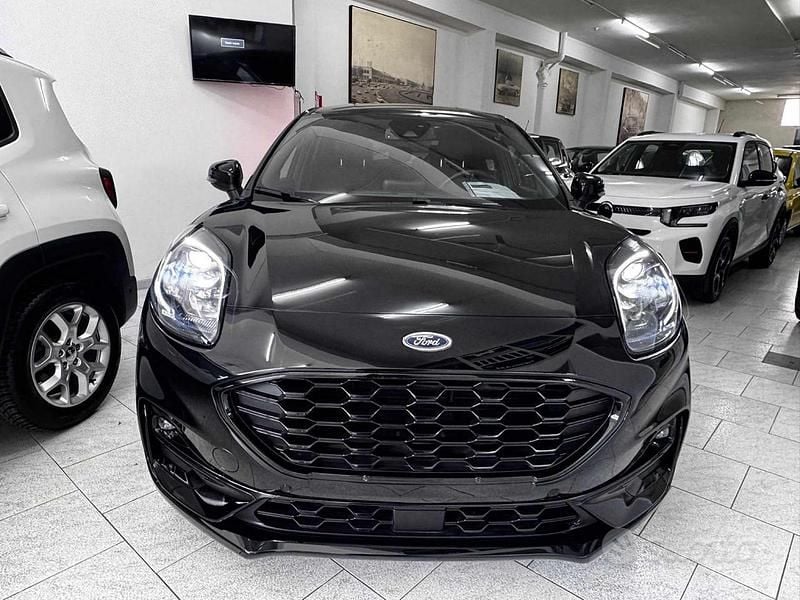 Second-hand Ford Puma ST-Line X 125 CP (91 kW) 2024 Negru SUV