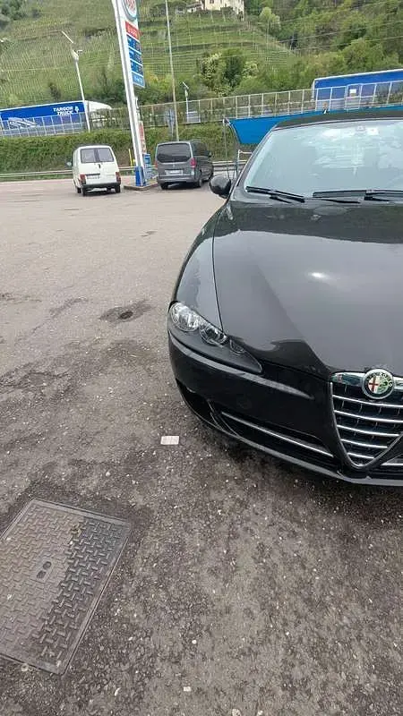 Usata Alfa Romeo 147 150 CV (110 kW) 2006 Nero Utilitaria
