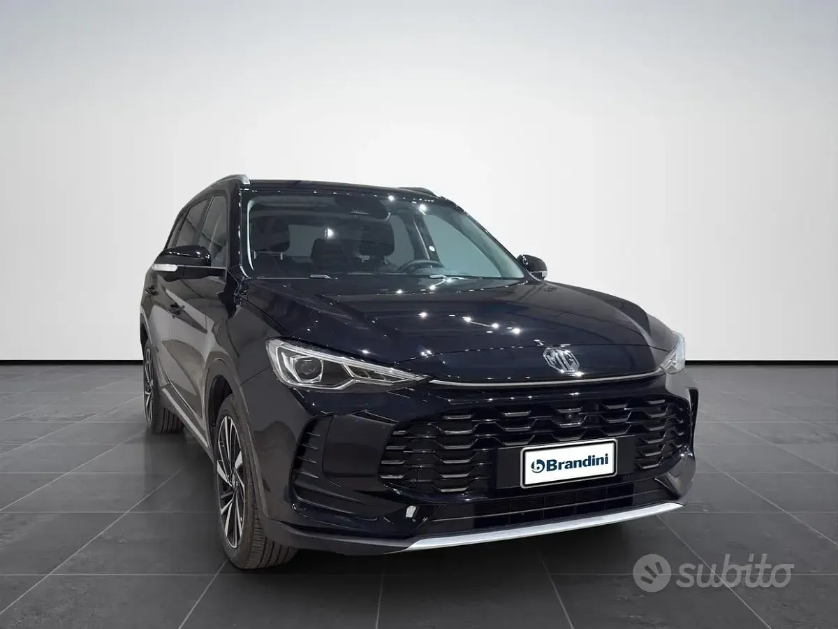 Usata MG ZS Luxury 102 CV (75 kW) 2025 Nero SUV