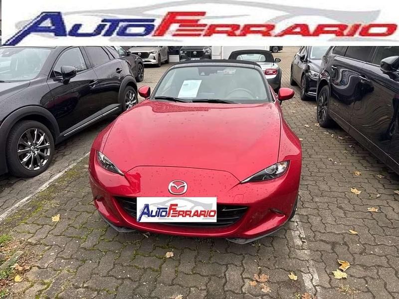 Usata Mazda MX5 Inclusive 160 CV (117 kW) 2016 Rosso Cabrio