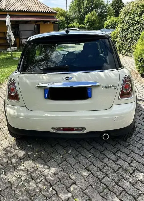 Usata Mini Cooper D 111 CV (81 kW) 2010 Utilitaria