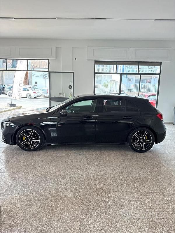 Usata Mercedes A180 Premium 115 CV (84 kW) 2022 Nero Berlina