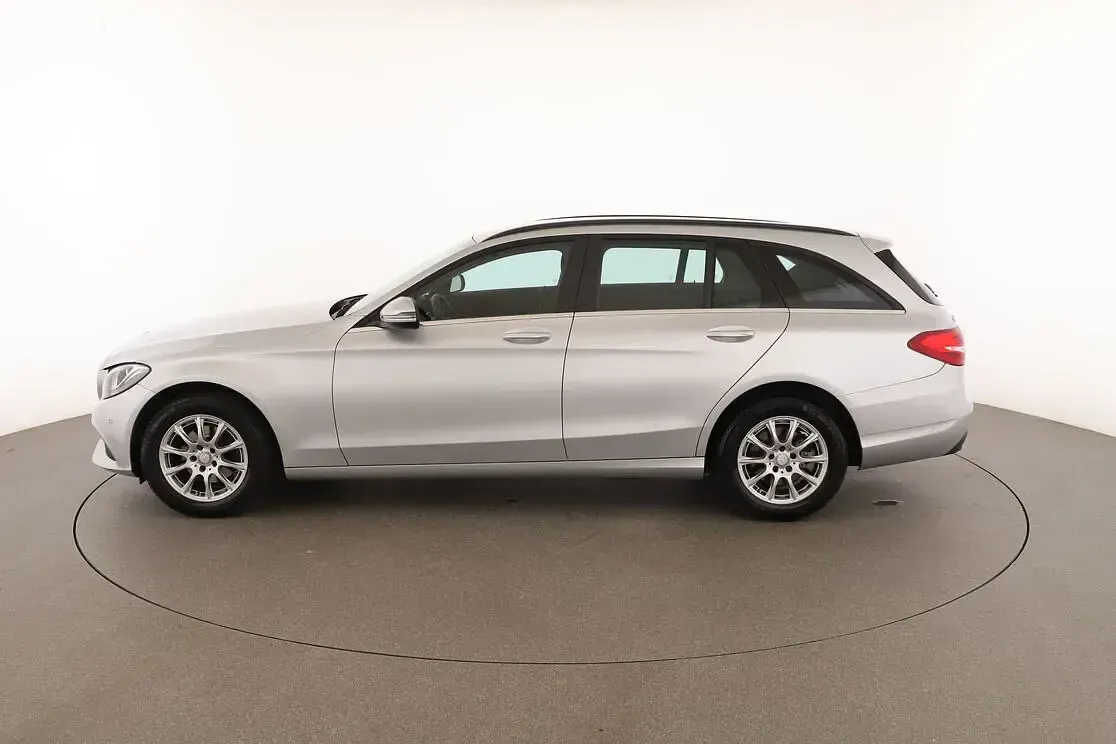 Usata Mercedes C180 Business 116 CV (85 kW) 2017 Argento Station wagon