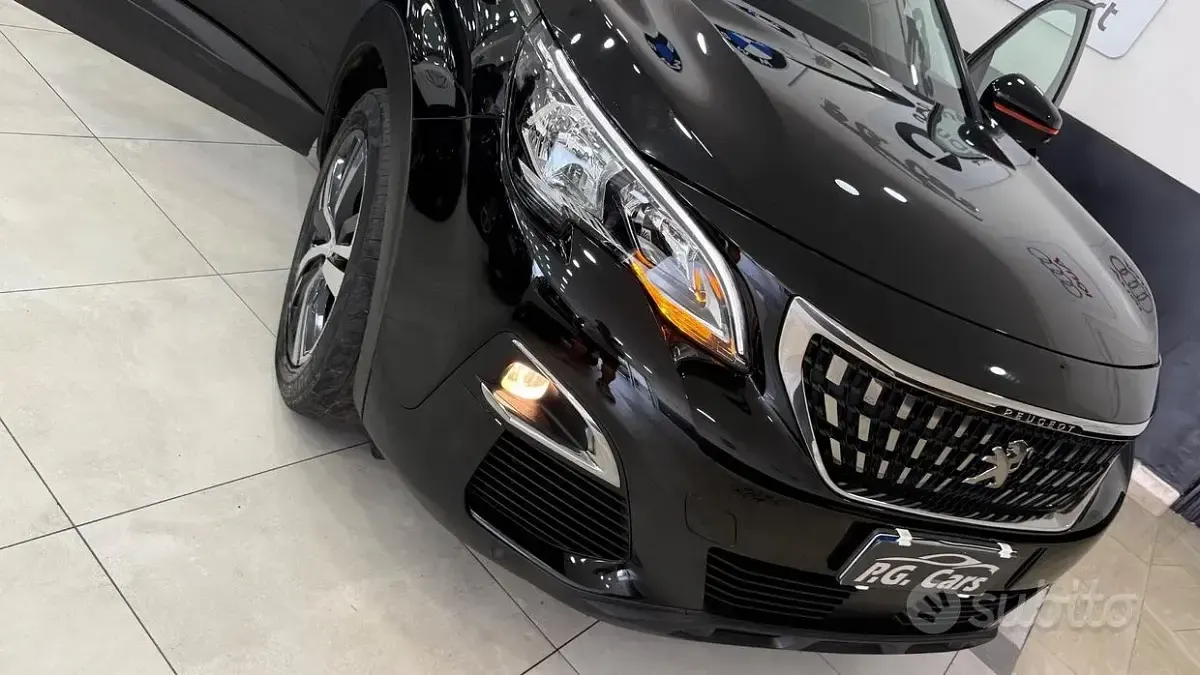 Usata Peugeot 3008 Allure 131 CV (96 kW) 2020 Nero SUV