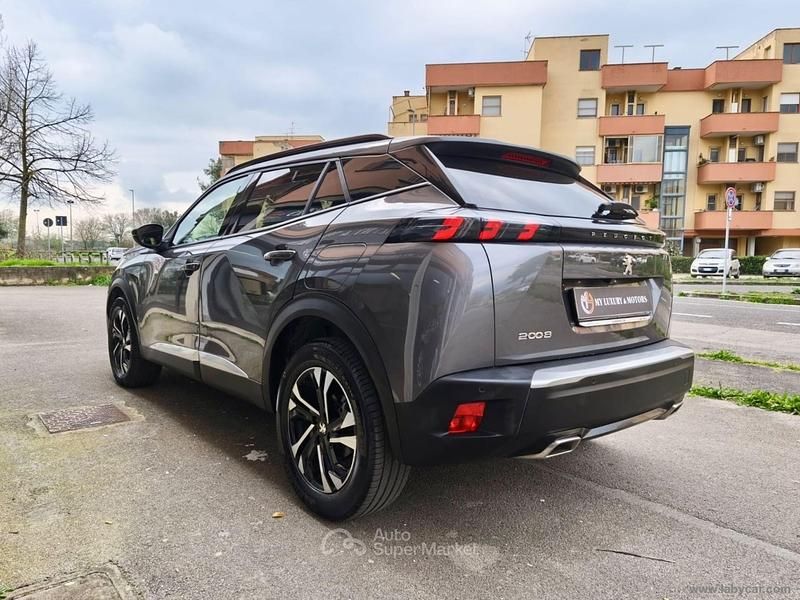 Usata Peugeot 2008 Allure 131 CV (96 kW) 2020 Grigio SUV