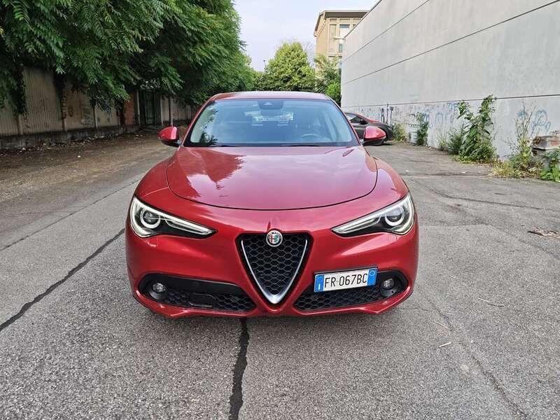 Usata Alfa Romeo Stelvio Executive 210 CV (154 kW) 2018 Rosso SUV