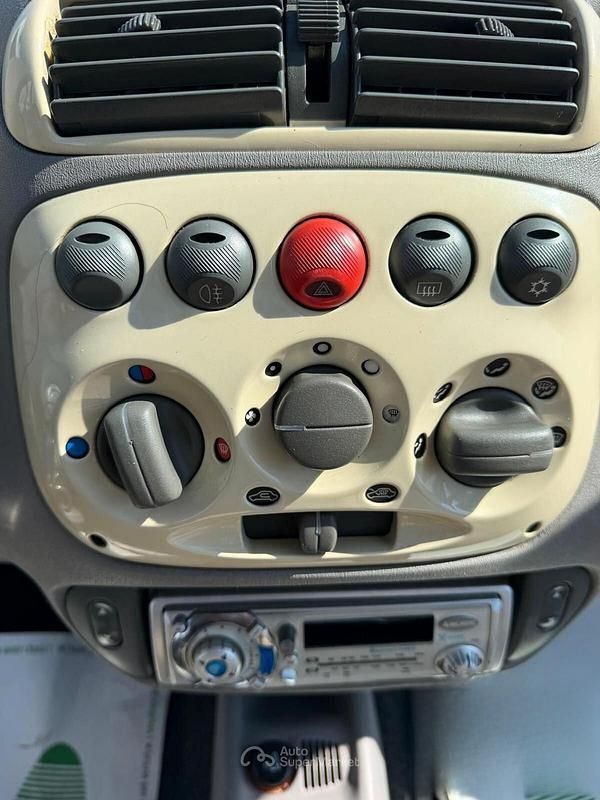 Usata Fiat 600 54 CV (39 kW) 2006 Rosso Utilitaria