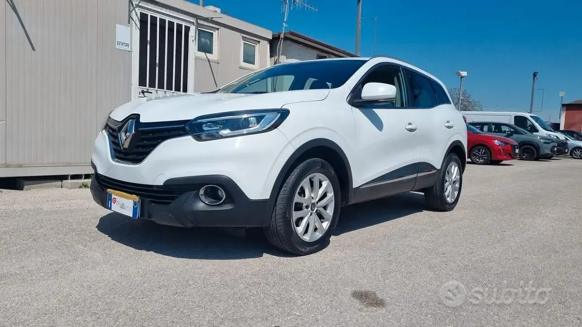 Second-hand Renault Kadjar Zen 110 CP (80 kW) 2016 Alb SUV