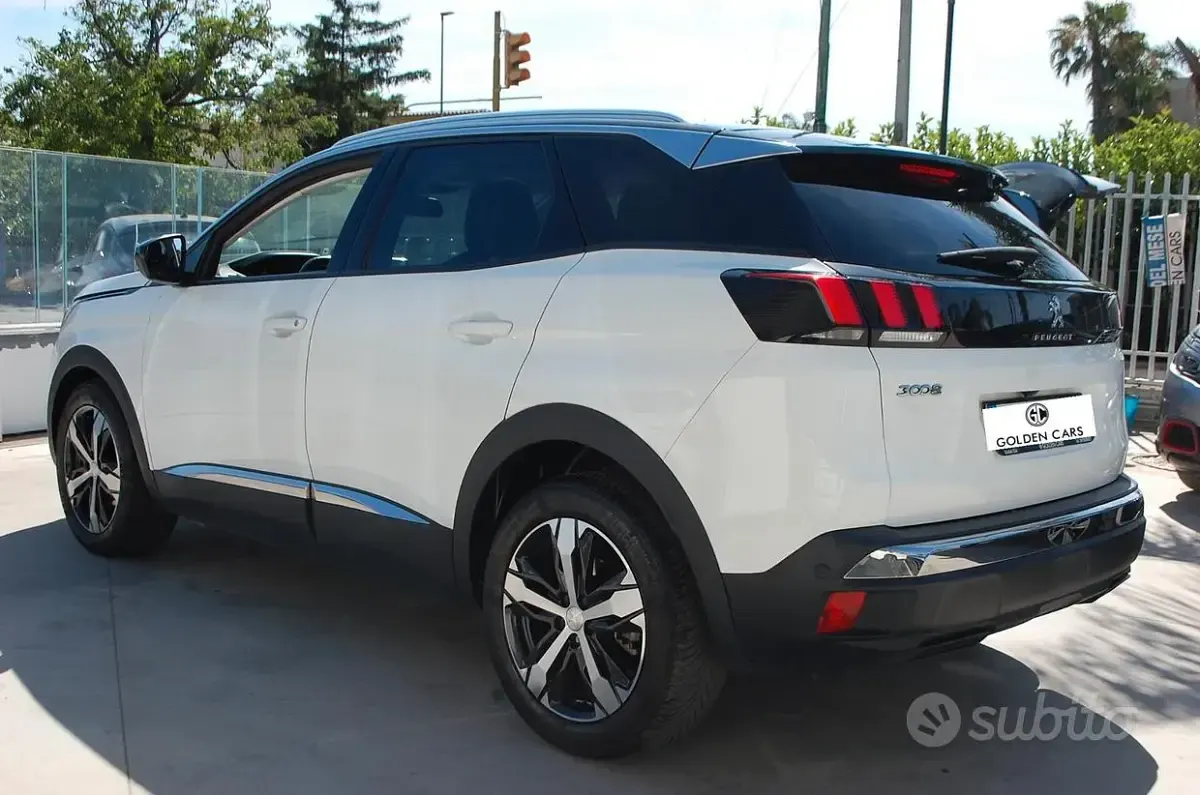 Usata Peugeot 3008 Allure 131 CV (96 kW) 2020 Bianco SUV
