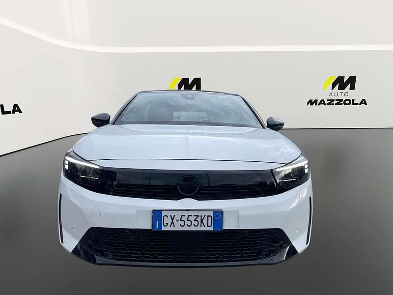 Usata Opel Corsa 101 CV (74 kW) 2025 Arktis white Berlina