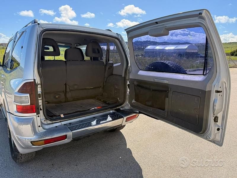 Usata Mitsubishi Pajero 160 CV (117 kW) 2002 SUV