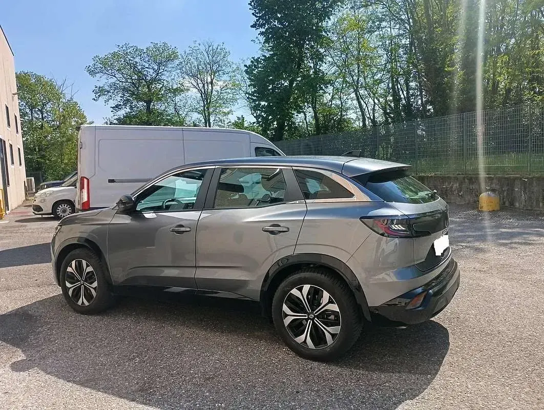 Usata Renault Austral Evolution 158 CV (116 kW) 2025 Grigio SUV