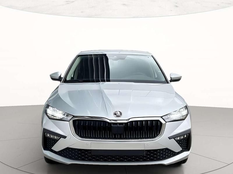 Nuova Skoda Scala Selection 116 CV (85 kW) 2026 Argento brillante metallizzato Utilitaria