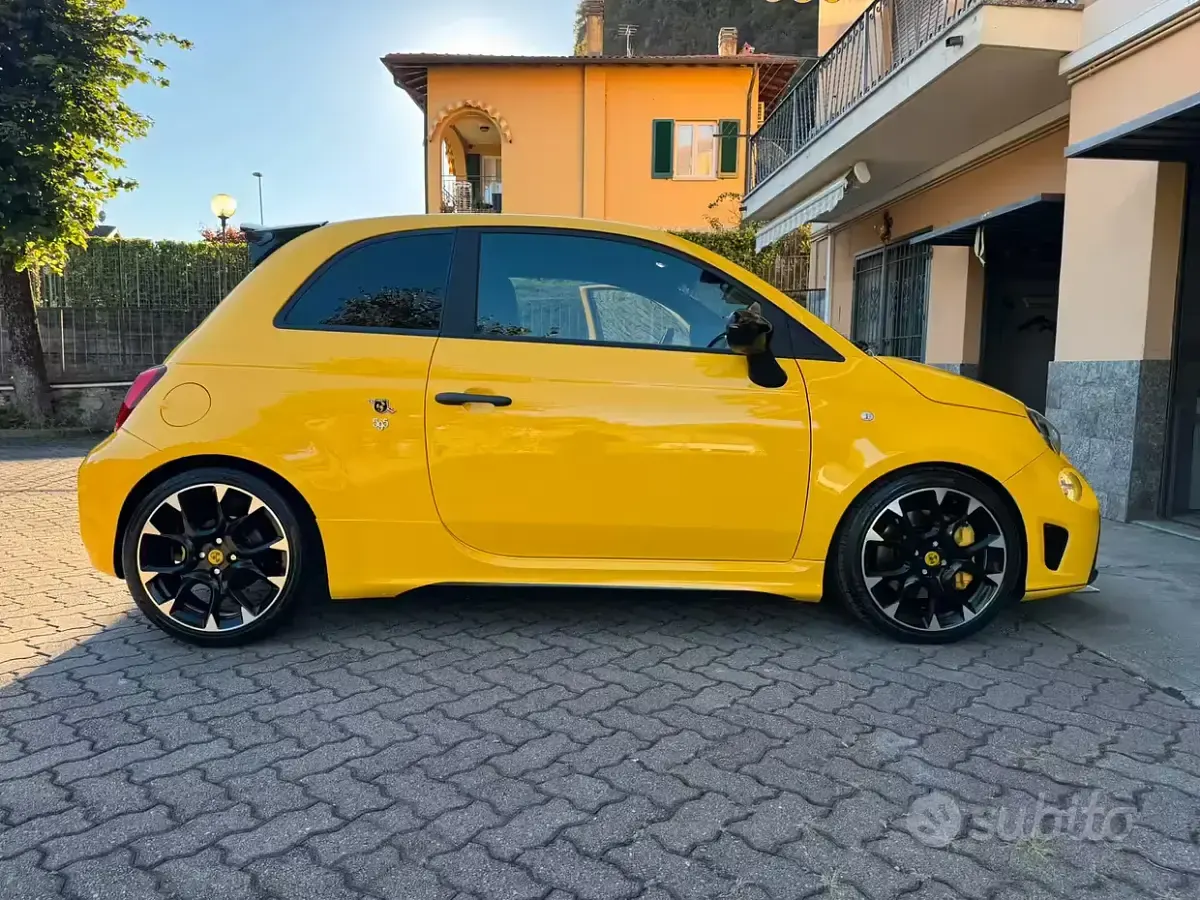 Usata Abarth 500 140 CV (102 kW) 2017 Giallo Coupé