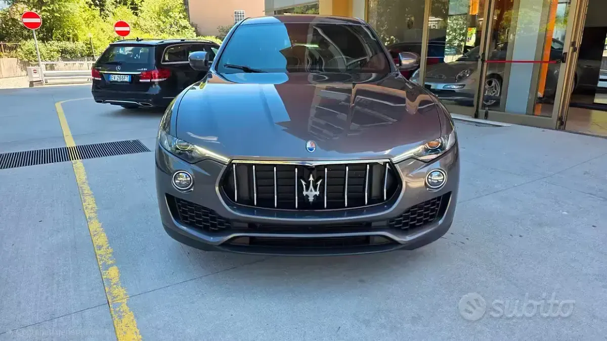 Usata Maserati Levante 250 CV (183 kW) 2018 Marrone SUV
