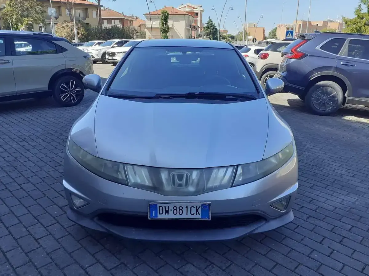 Usata Honda Civic Type S 140 CV (102 kW) 2009 Argento Berlina
