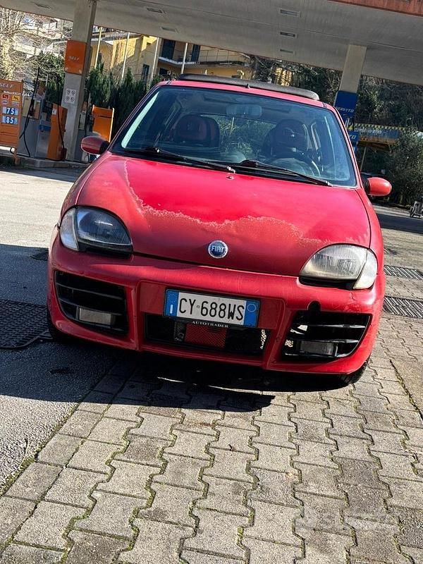 Rosso Usata 2001 Fiat Seicento Due volumi | 1500 € - Immagine 1/2
