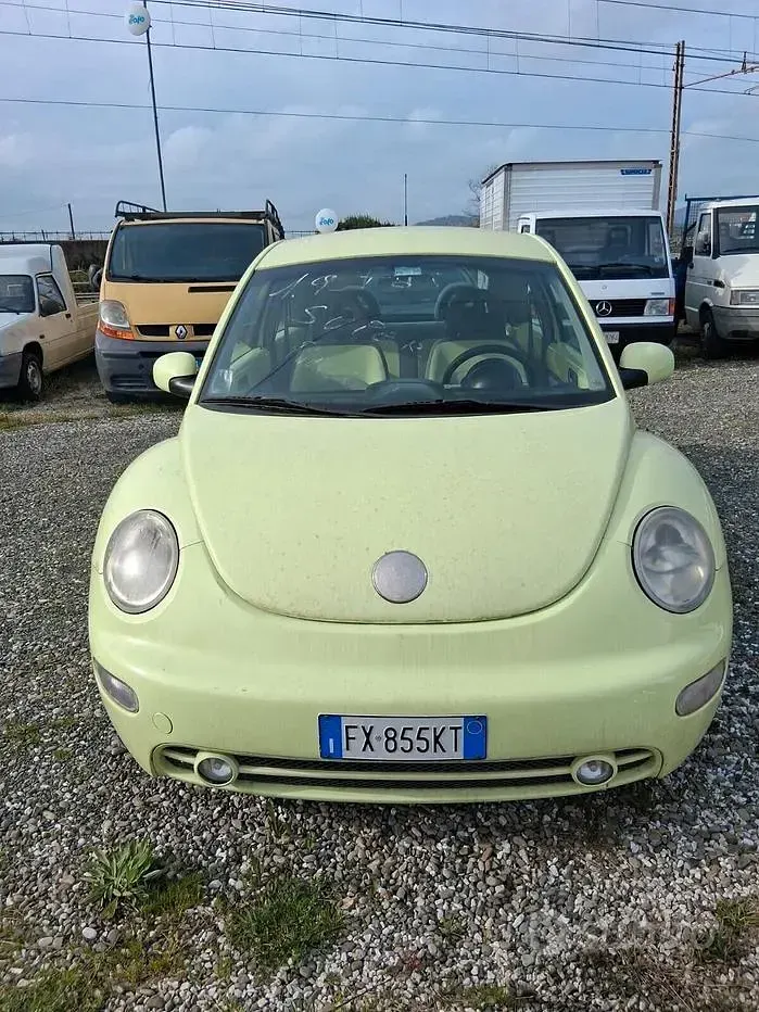 Usata VW New Beetle 90 CV (66 kW) 2001 Utilitaria