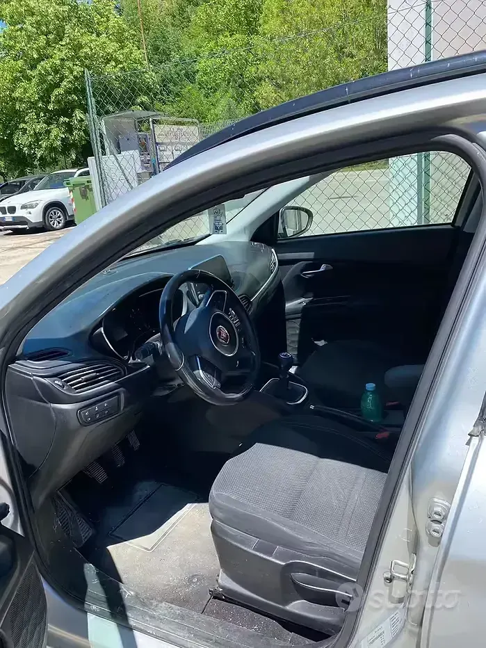 Usado Fiat Tipo 120 HP (88 kW) 2019 Carrinha