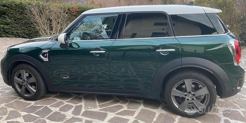Usata Mini Cooper SD Countryman 2017 Verde SUV