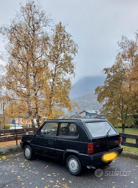 Usata Fiat Panda Young 54 CV (39 kW) 2003 Nero Utilitaria