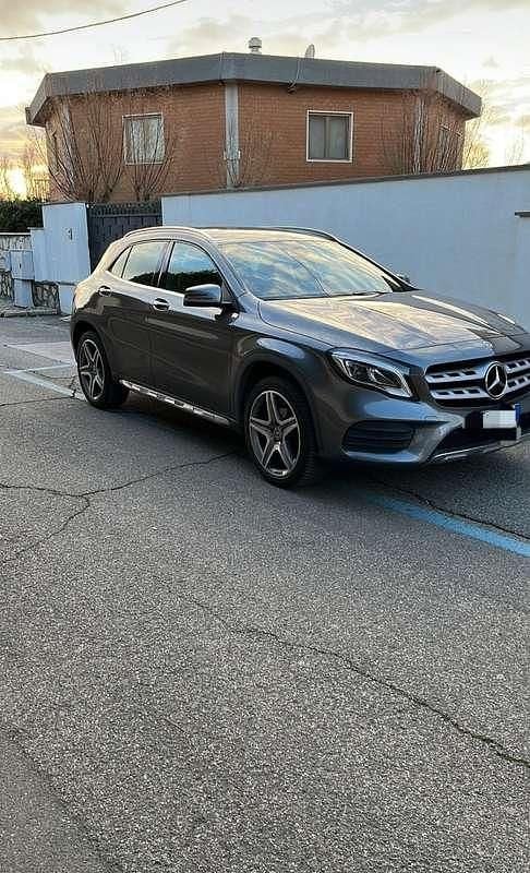 Usata Mercedes GLA200 Premium 136 CV (100 kW) 2017 SUV