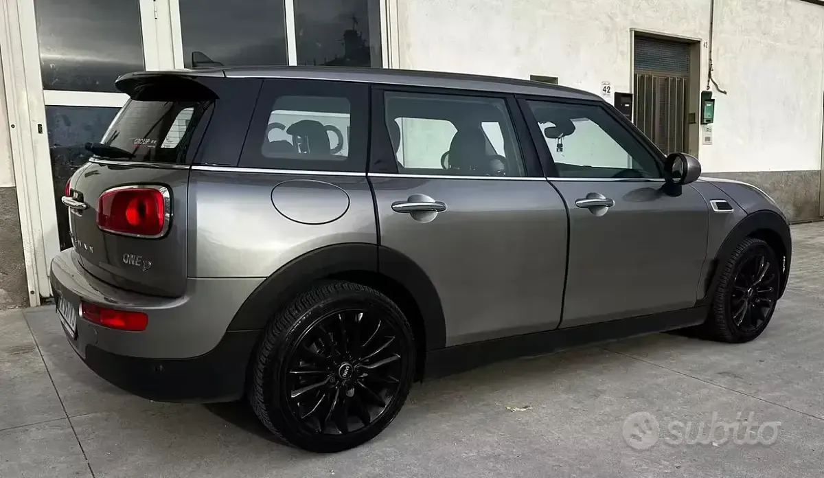 Usata Mini Clubman Business 116 CV (85 kW) 2018 Grigio Station wagon