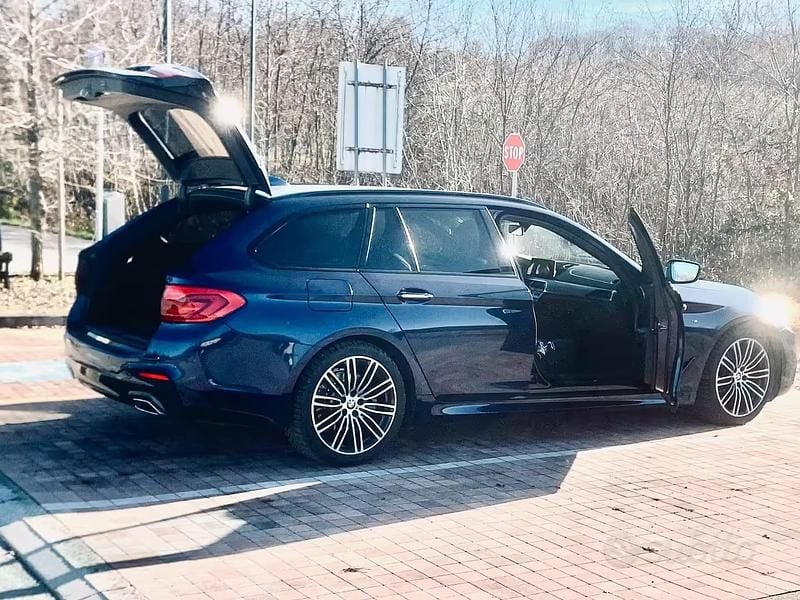 Usata BMW 520 M Sport 190 CV (139 kW) 2018 Blu Station wagon