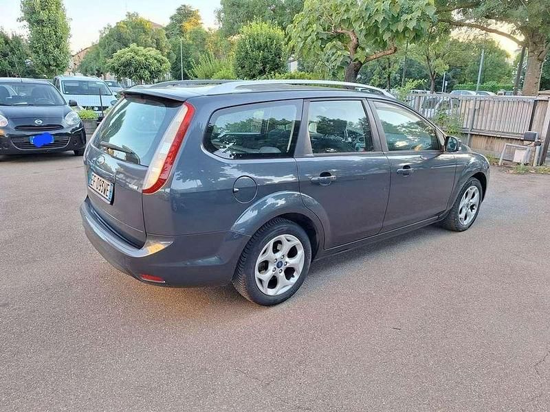 Usata Ford Focus Style 109 CV (80 kW) 2011 Blu/azzurro Station wagon