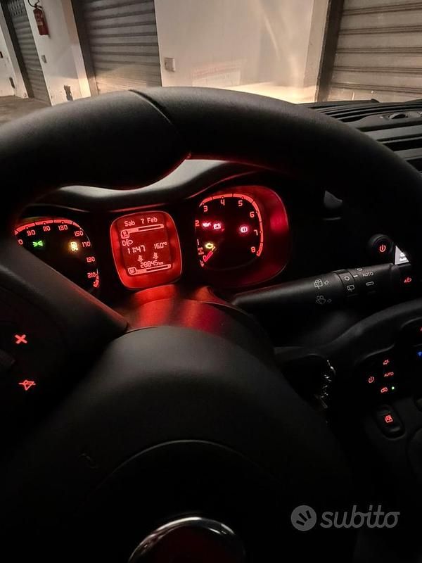 Usata Fiat Panda 69 CV (50 kW) 2024 Nero Utilitaria