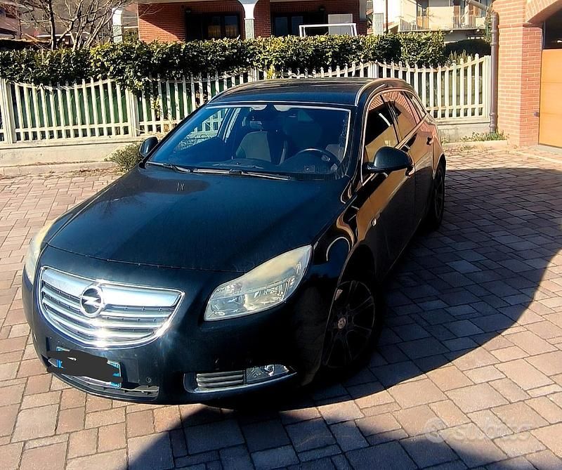 Occasion Opel Insignia 2011 Noir Break