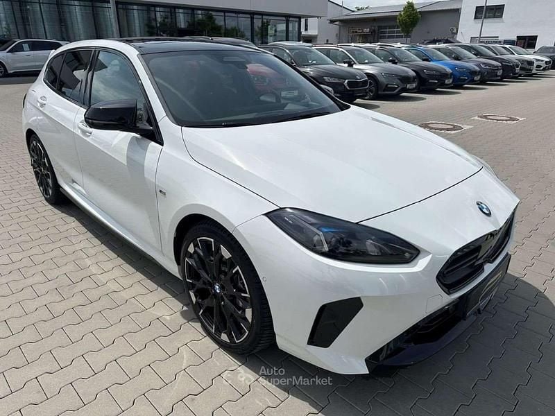 Usata BMW 135 300 CV (220 kW) 2024 Bianco Utilitaria