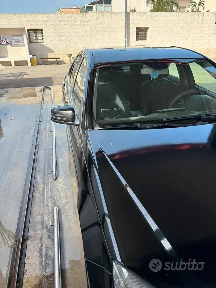 Usata Mercedes C200 170 CV (125 kW) 2009 Nero Berlina