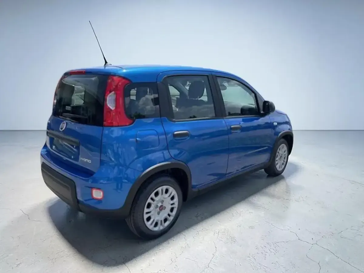 Usata Fiat Panda S 70 CV (51 kW) 2024 Blu Utilitaria