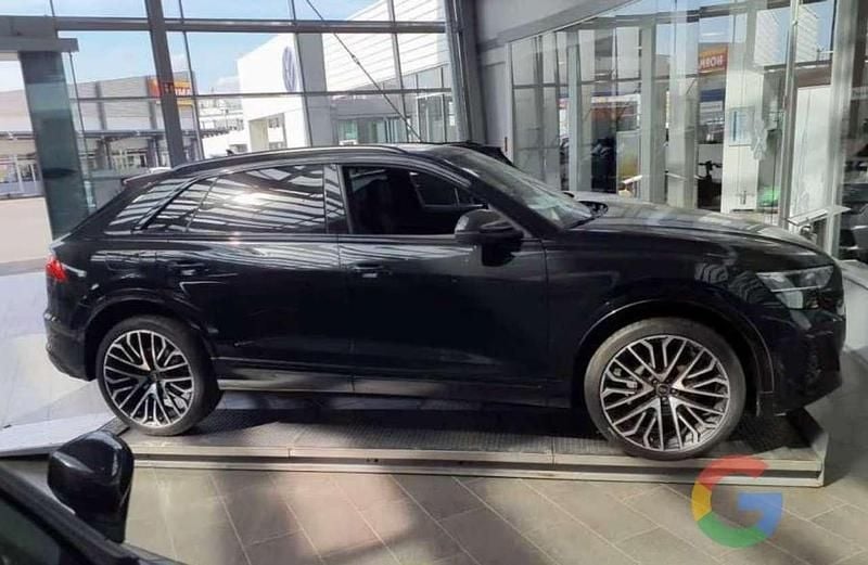 Usata Audi Q8 S-Line 286 CV (210 kW) 2025 Nero SUV