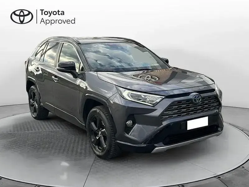Usata Toyota RAV4 Hybrid Style 222 CV (163 kW) 2019 Grigio SUV
