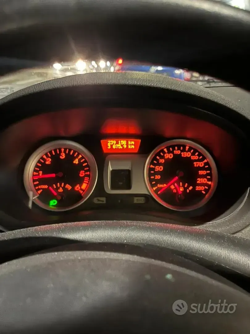Usata Renault Clio 85 CV (62 kW) 2009 Grigio Station wagon
